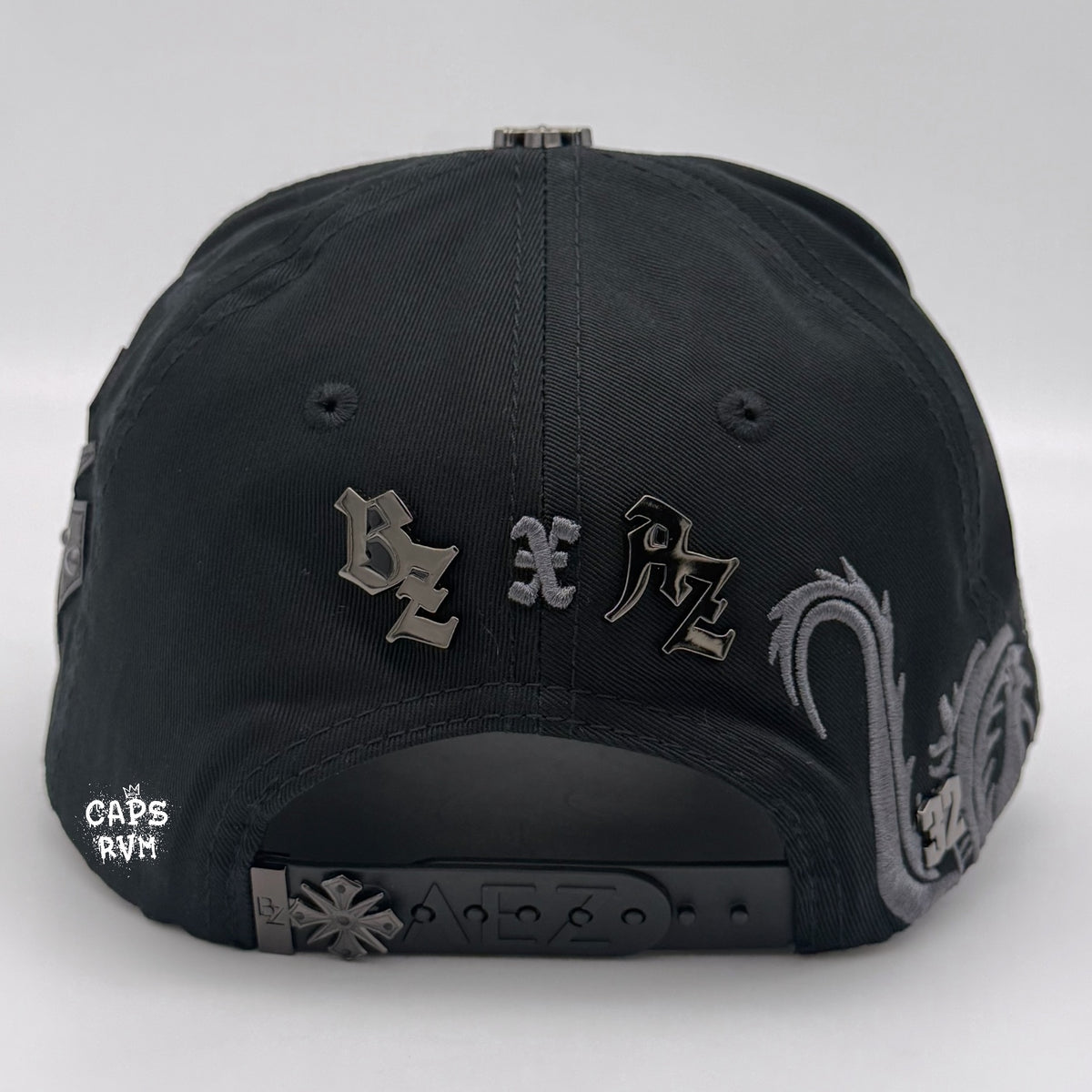 BÁEZ X SHIFU “SON OF GOD” FRIENDS&FAMILY