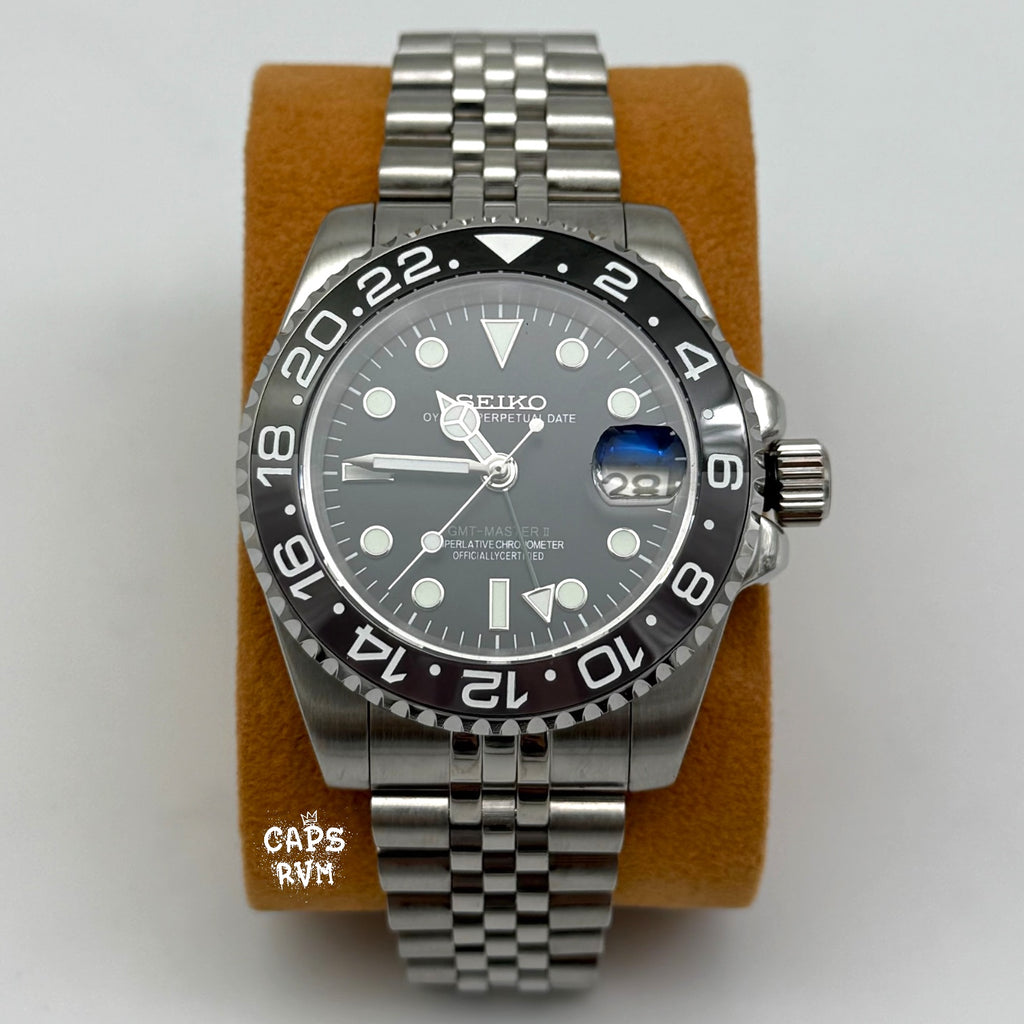 RELOJ SEIKO MOD GMT “BRUCE WAYNE”