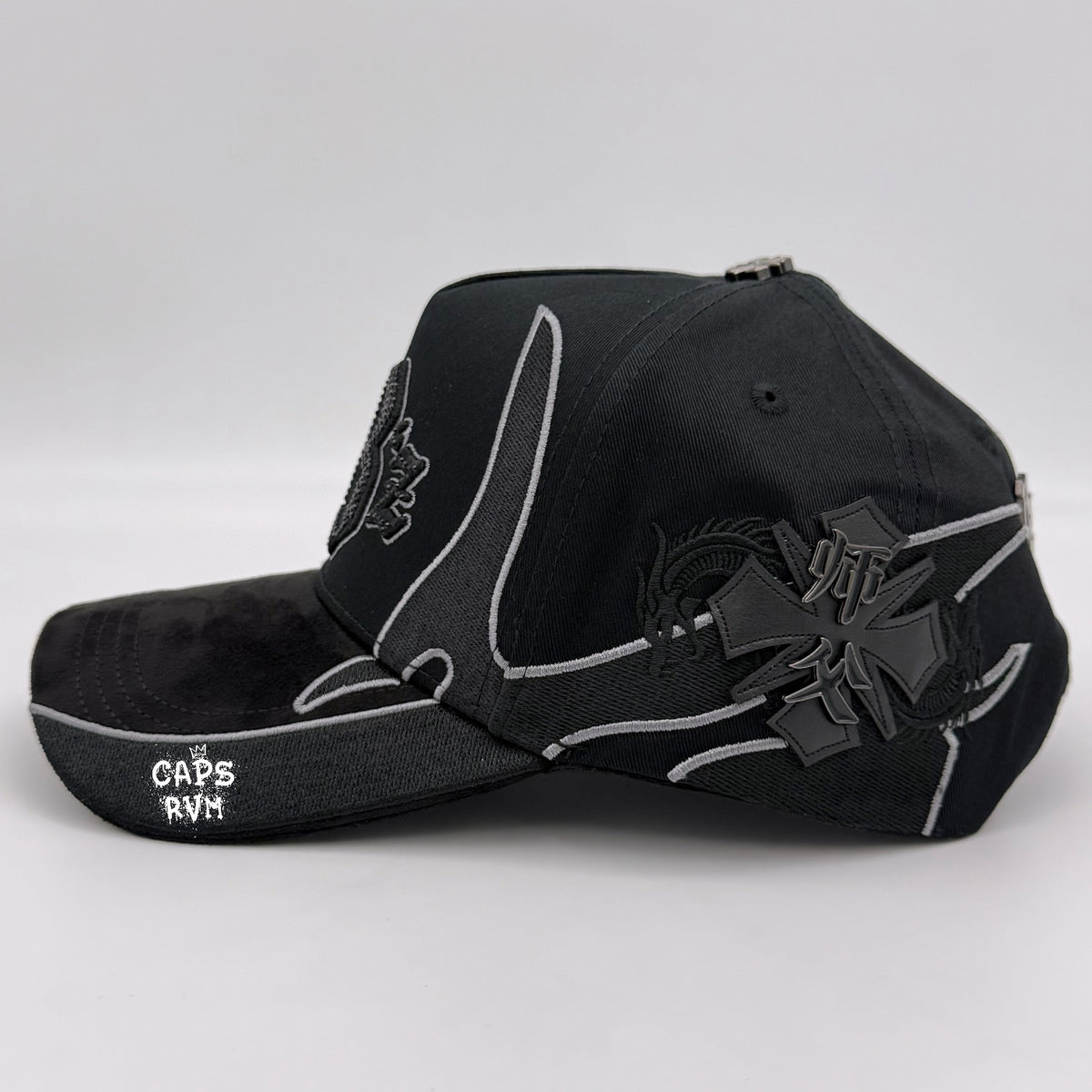 BÁEZ X SHIFU “ABZ TOTAL BLACK”