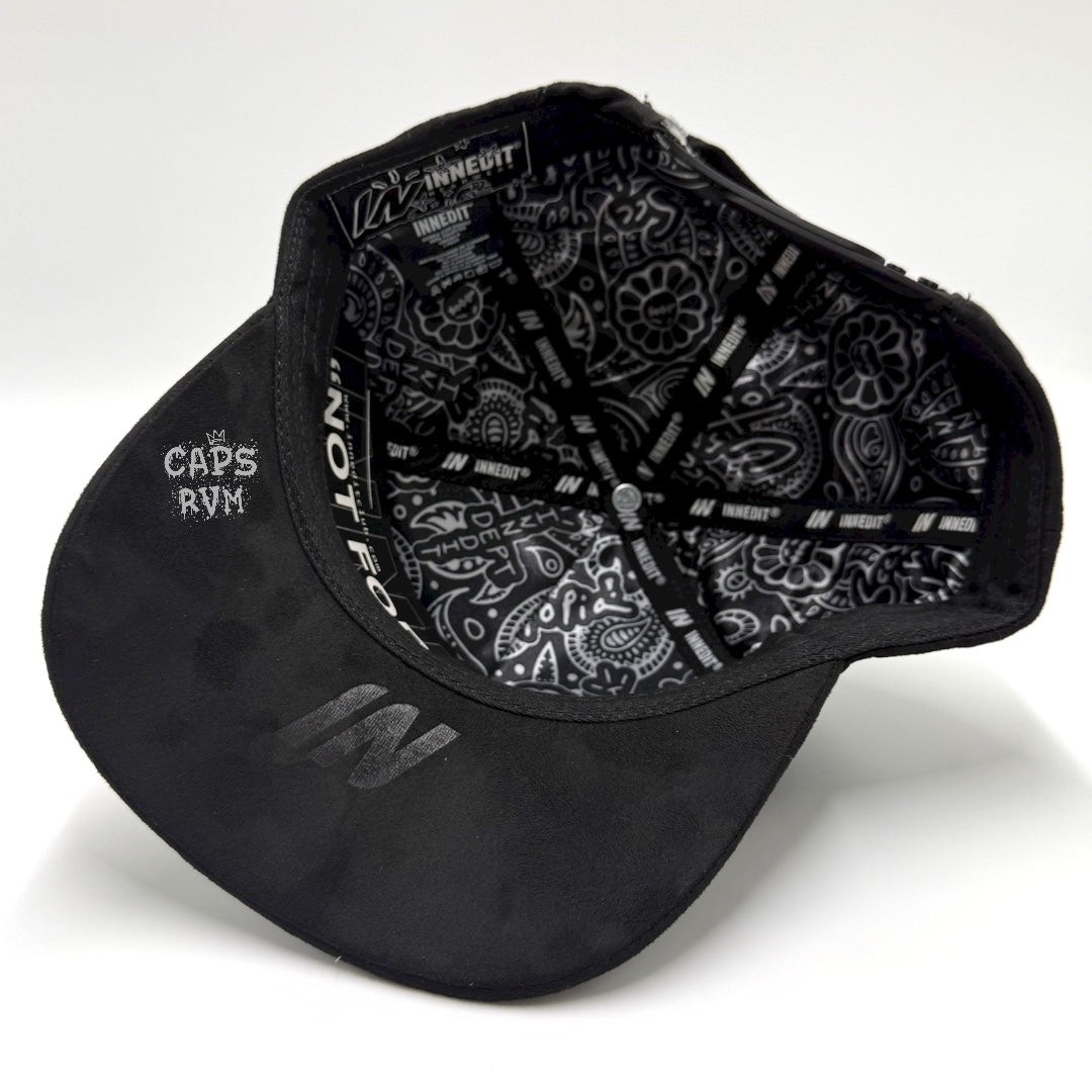INNEDIT “CRYSTAL BLACK”