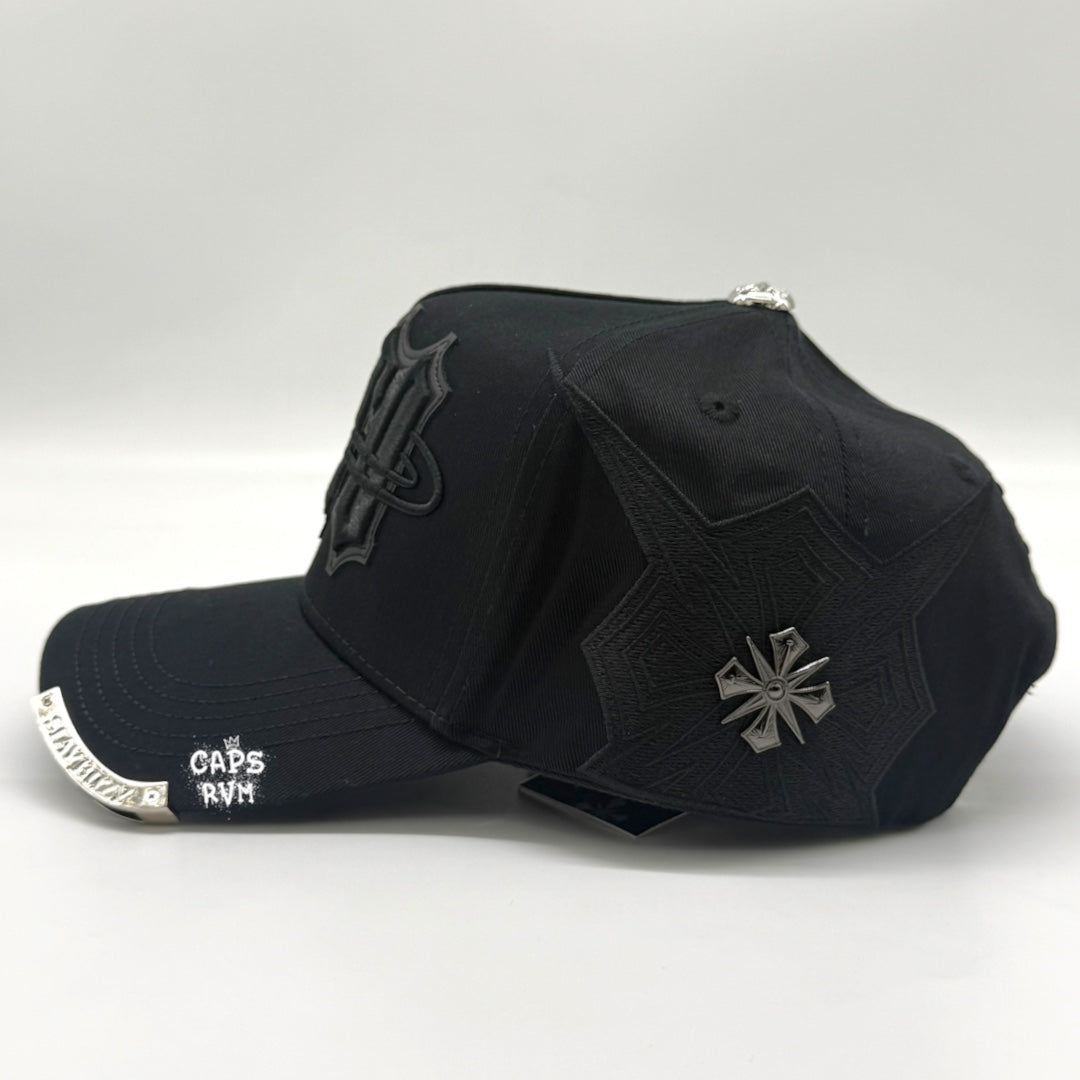 BÁEZ X THIRTYONEHATS “BZTO”